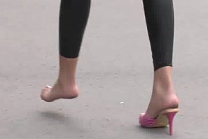 人妻公交车上hd